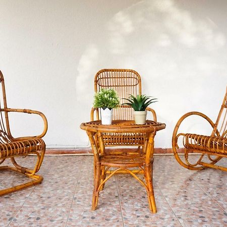 Villa Aurelia -Seafront Apartment With Patio 弗里米尼迪夸尔图 外观 照片