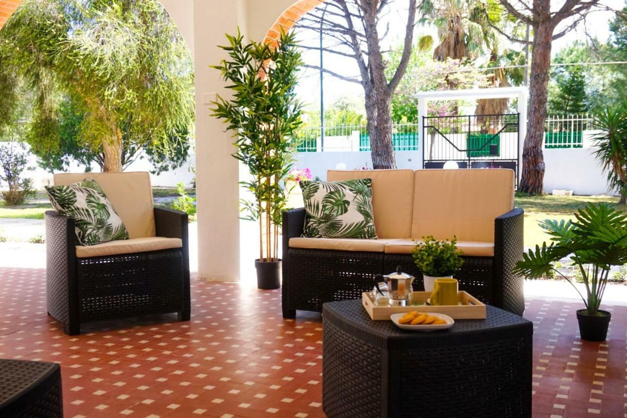 Villa Aurelia -Seafront Apartment With Patio 弗里米尼迪夸尔图 外观 照片