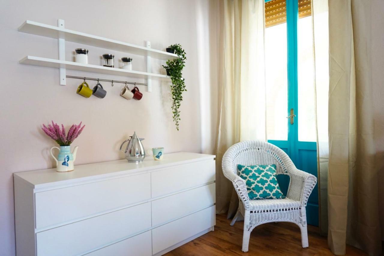 Villa Aurelia -Seafront Apartment With Patio 弗里米尼迪夸尔图 外观 照片