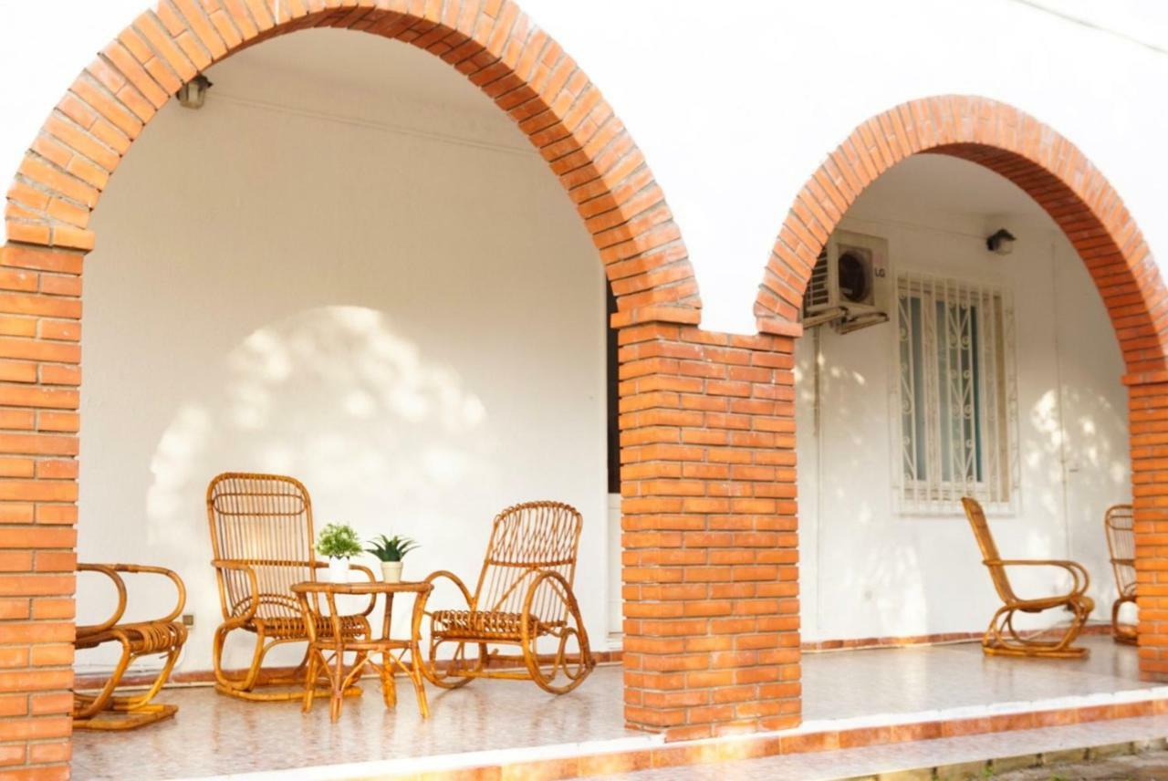 Villa Aurelia -Seafront Apartment With Patio 弗里米尼迪夸尔图 外观 照片